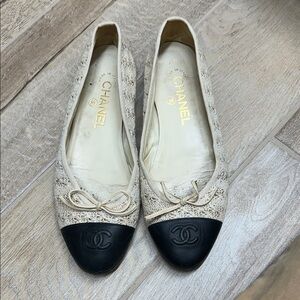 CHANEL crochet Beige and blue Flats